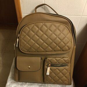 NWT!!! ELLO Quilted vegan leather backpack in Taupe